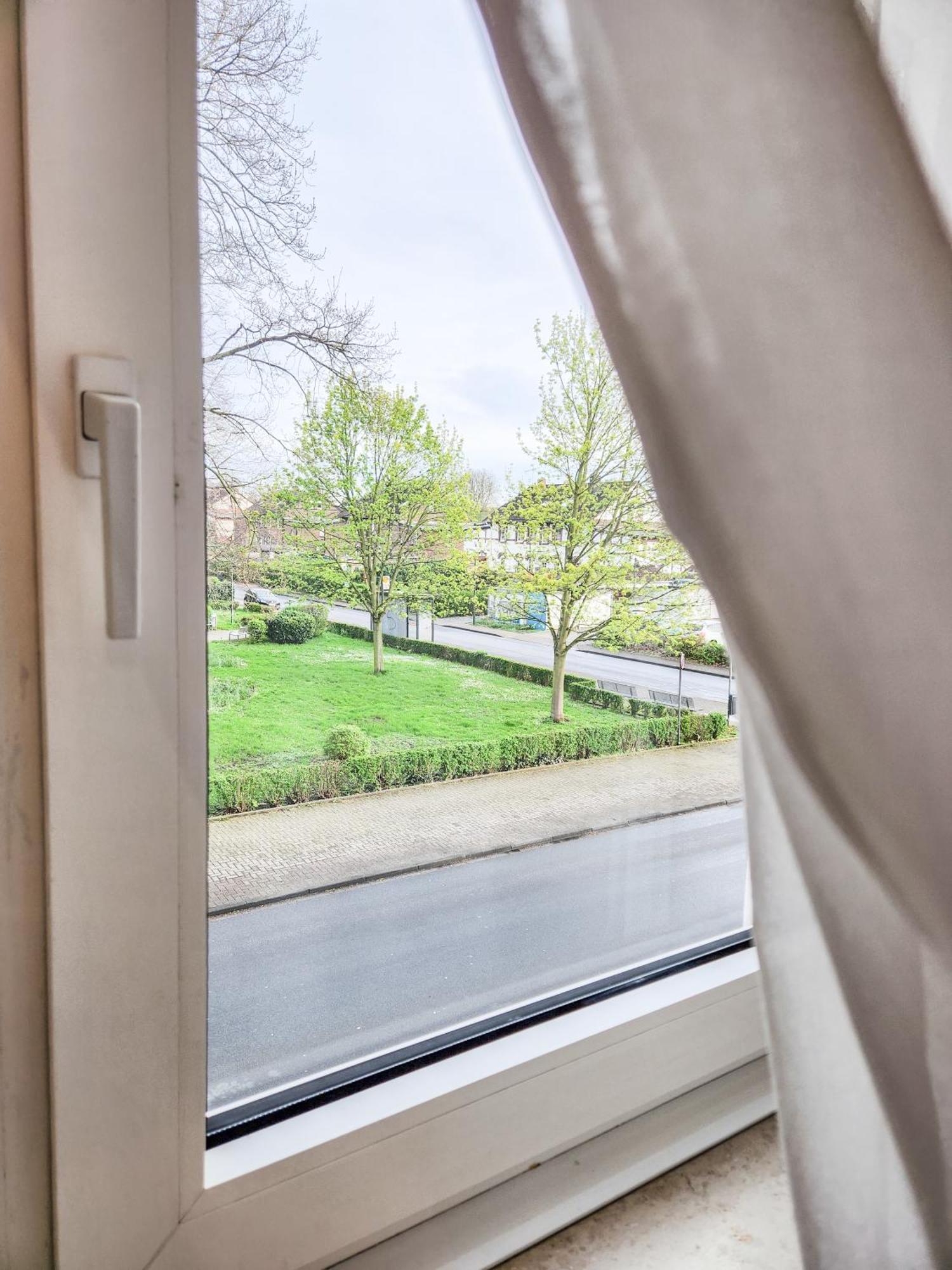 Geli Homes L1 - 2X Zimmer, 2X Kingsize Bett, 1 Bis 4 Personen, Parkplatz, Tv, Wifi, Top Kueche, Kaffee, Tee Lünen Zewnętrze zdjęcie